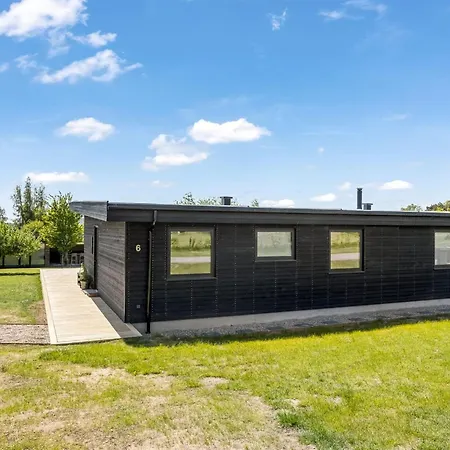 Edvia - 200m To The Inlet By Interhome