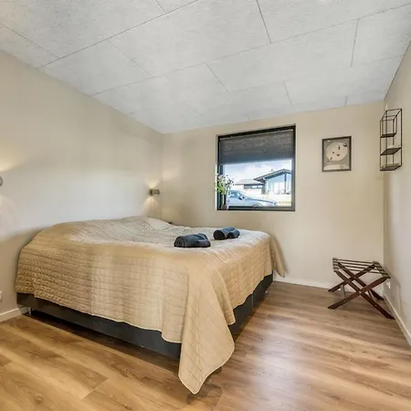 Vakantiehuis Edvia - 200m To The Fjord By Interhome *